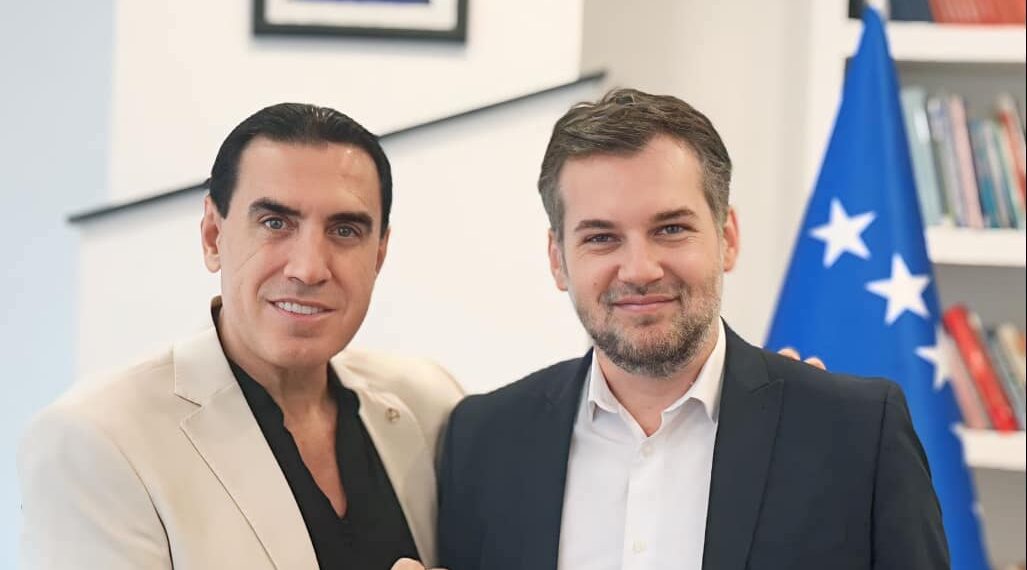 Një takim i këndshëm me ikonën e karatesë, Enver Idrizin