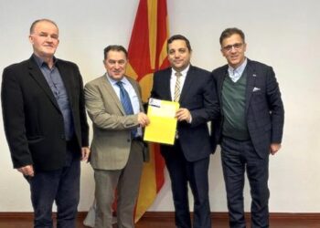 Ambasadori i Maqedonisë së Veriut në Bern, Rexhep Demiri mirëpriti dhe i dorëzoi mirënjohjen ‘MKarten’ Prof. Nasir Rustemit 