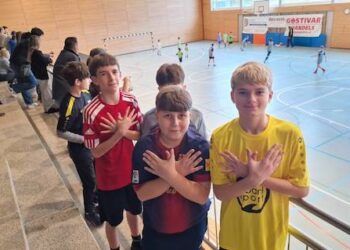 Xhamia e Bardhë Aarburg me rastin e festës së 28 Nëntorit organizoi turnirin në futboll