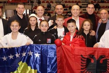 Federata Shqiptare e Karatesë në 30-Vjetorin e Themelimit të saj ka Bërë Bashkë Shqiptarët