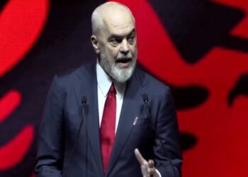 Rama: Fitorja jonë në 2025 duhet të jetë përfundimtare, shpëtoni edhe opozitën nga pengmarrja