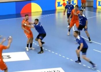 Kombëtarja e Kosovës në Hendboll ka marrë një pikë të madhe në duel me Holandën