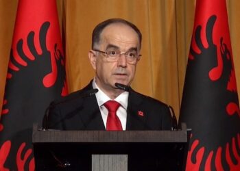 Bajram Begaj uron Trump për fitoren: Shqipëria vlerëson miqësinë, pres të forcojmë bashkëpunimin