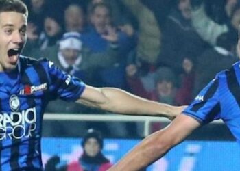 Berat Gjimshiti fiton duelin ndaj Ismajlit, Atalanta rimerr kreun e tabelës