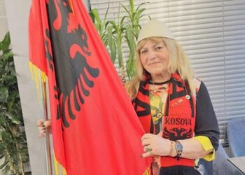 VITORE STEFA LEKA: “Merrem me shkrime, gjë që mu mohua në vendin tim”