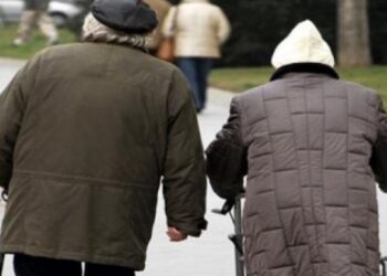 Ndërrimi i viteve është festë në shtëpinë e të moshuarve