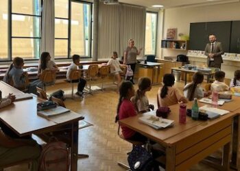 Shefi i Misionit Konsullor të Republikës së Kosovës në Cyrih, viziton shkollën shqipe në St.Gallen