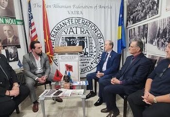 Regjisori dhe producenti Antonjo Gjonaj vizitoi Vatrën