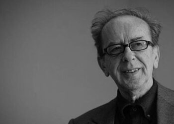 Parisi nderon Ismail Kadarenë me pllakë përkujtimore në bulevardin “Saint-Michel”