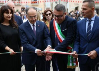 Presidenti Begaj viziton komunat arbëreshe të Krahinës së Molises