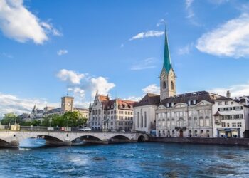 11 Tetor 2025— Cyrihu i Bardhë