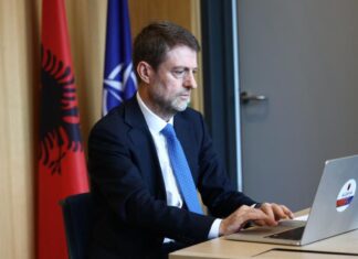 Nga sot qytetarët mund të japin online vlerësimin e tyre për çdo përfaqësi konsullore, Hoxha: Përmirësojmë së bashku shërbimin