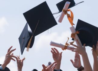 Numri i studentëve është rritur me 4,155 në pesë vjet