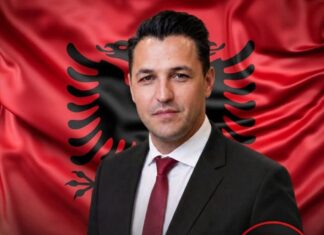Agron Dedivanaj: 175 nxënës nisin mësimin në Shkollën e Gjuhës Shqipe në Miçigan