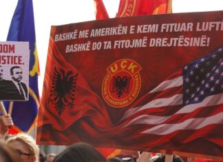 Diaspora shqiptare proteston në Bonn, kërkohet drejtësi e paanshme për ish-drejtuesit e UÇK-së në Hagë