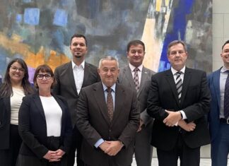 Ambasadori Ylber Sela shoqëron ministrin Klekovski në Berlin, në fokus bashkëpunimi shëndetësor me Gjermaninë