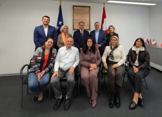 Ambasada e Kosovës në Austri mbështet mësimin e gjuhës shqipe, dhurohen libra për klasat I–IX