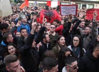 Studentët janë e sotmja dhe e nesërmja e ndritur e kombit tonë!